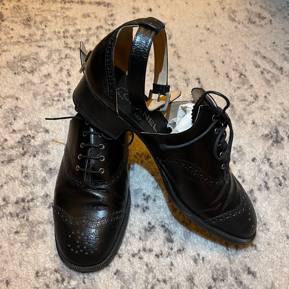 Chanel Shoes View 3